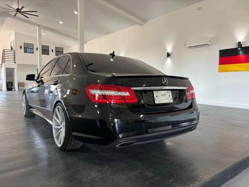 2013 Mercedes-Benz E-Class 4MATIC