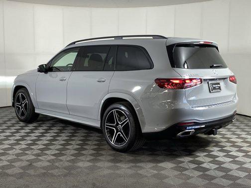 2025 Mercedes-Benz GLS 450 4MATIC