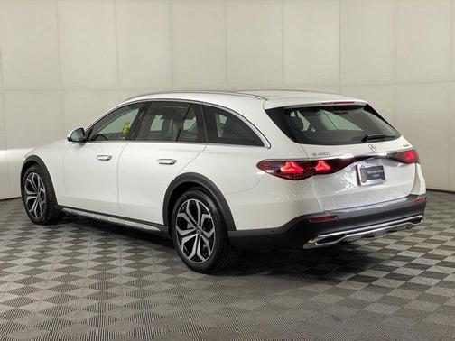 2025 Mercedes-Benz E-Class 4MATIC