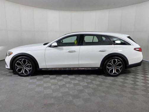 2025 Mercedes-Benz E-Class 4MATIC