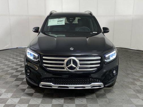 2025 Mercedes-Benz GLB 250 4MATIC