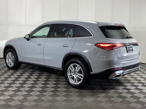 2026 Mercedes-Benz GLC 300 4MATIC