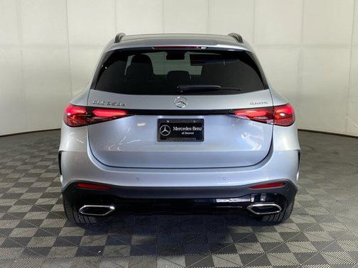 2025 Mercedes-Benz GLC 350e Base