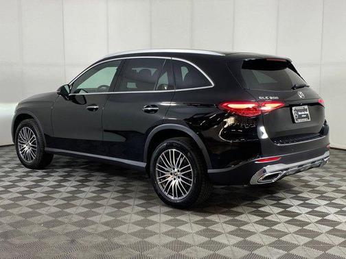 2026 Mercedes-Benz GLC 300 4MATIC