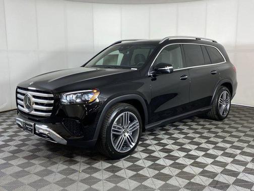 2025 Mercedes-Benz GLS 450 4MATIC