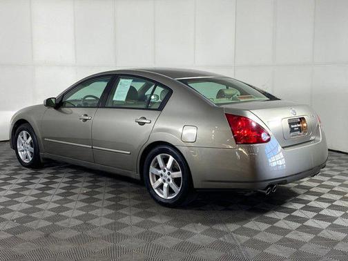 2005 Nissan Maxima SL
