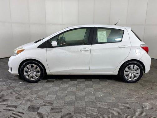2012 Toyota Yaris L