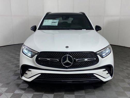 2026 Mercedes-Benz GLC 300 4MATIC