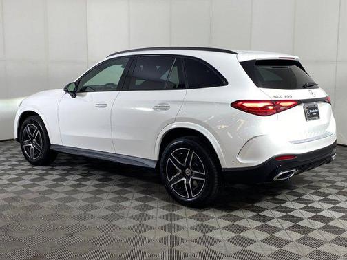 2026 Mercedes-Benz GLC 300 4MATIC