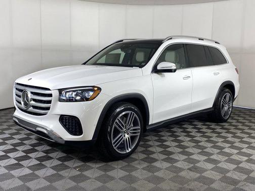2025 Mercedes-Benz GLS 450 4MATIC