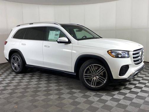 2025 Mercedes-Benz GLS 450 4MATIC