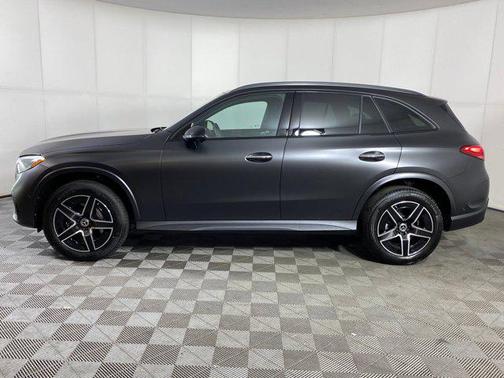 2026 Mercedes-Benz GLC 300 4MATIC