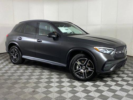 2026 Mercedes-Benz GLC 300 4MATIC