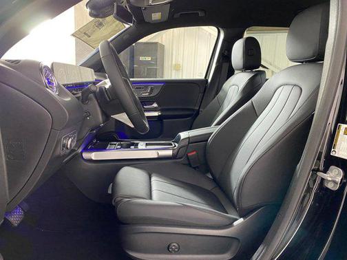 2025 Mercedes-Benz GLB 250 4MATIC