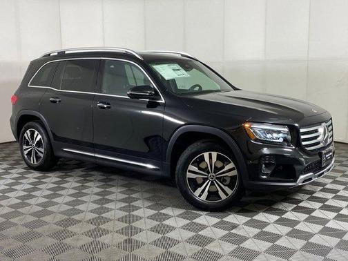 2025 Mercedes-Benz GLB 250 4MATIC