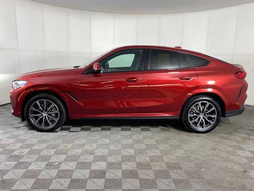 2023 BMW X6 xDrive40i
