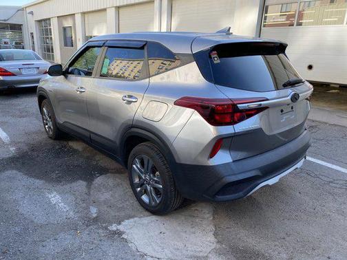 2021 Kia Seltos LX