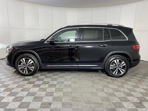 2025 Mercedes-Benz GLB 250 4MATIC