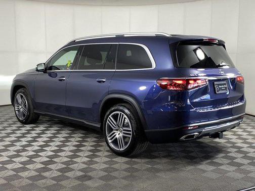 2025 Mercedes-Benz GLS 450 4MATIC