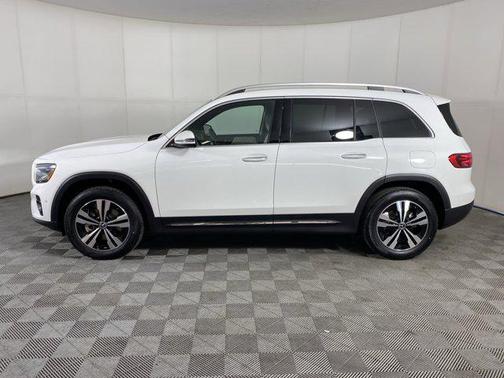 2025 Mercedes-Benz GLB 250 4MATIC