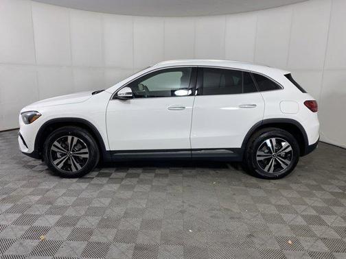 2025 Mercedes-Benz GLA 250 4MATIC