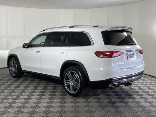 2025 Mercedes-Benz GLS 450 4MATIC