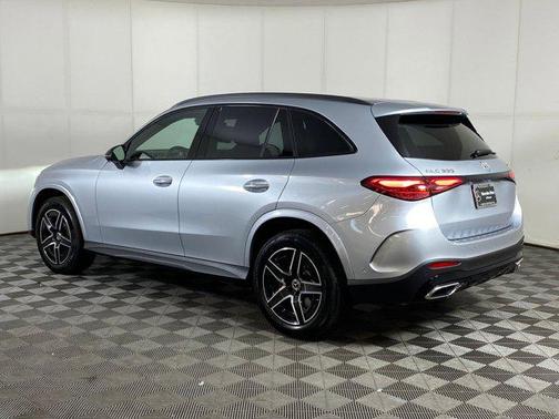 2026 Mercedes-Benz GLC 300 4MATIC