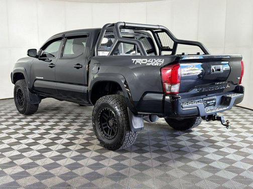 2016 Toyota Tacoma SR
