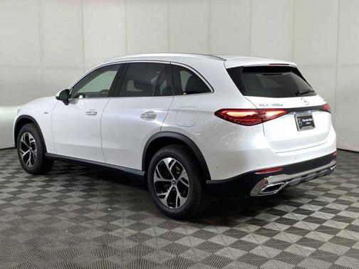 2025 Mercedes-Benz GLC 350e Base