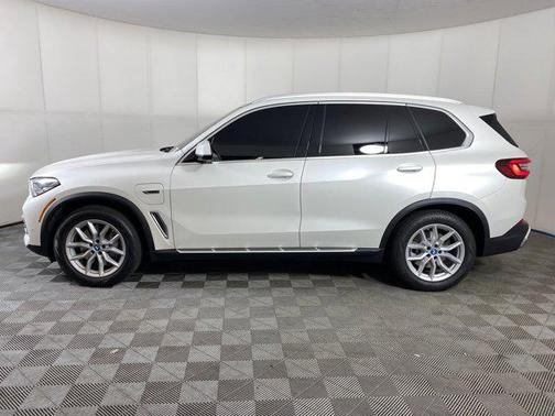 2022 BMW X5 PHEV xDrive45e