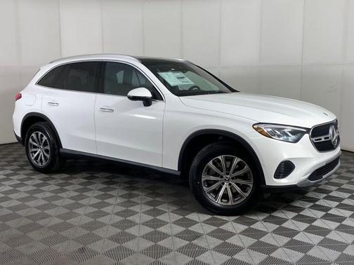 Polar White 2026 Mercedes-Benz GLC 300 4MATIC