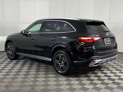 2026 Mercedes-Benz GLC 300 4MATIC