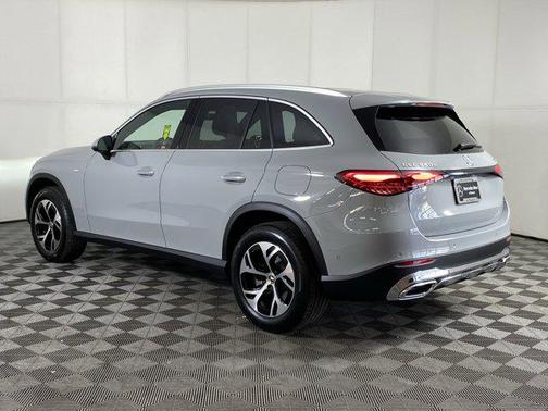 2025 Mercedes-Benz GLC 350e Base