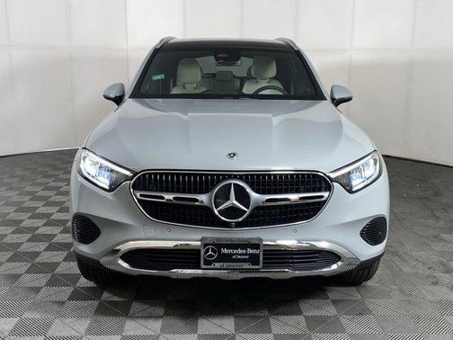 2025 Mercedes-Benz GLC 350e Base