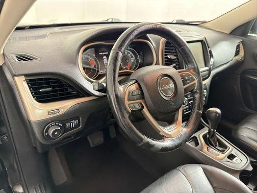 Brilliant Black Crystal Pearlcoat 2016 Jeep Cherokee Limited