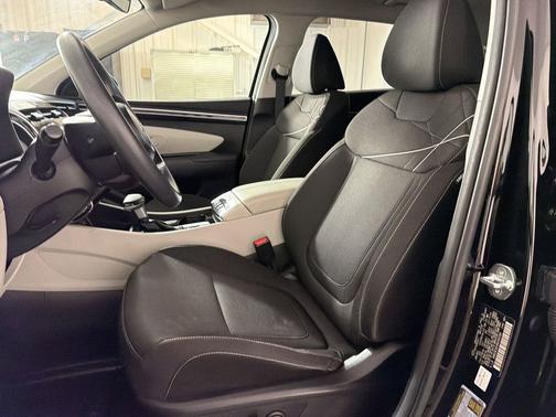 Phantom Black 2022 Hyundai TUCSON SEL