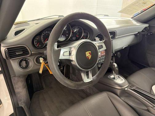 Carrara White 2009 Porsche 911 Carrera