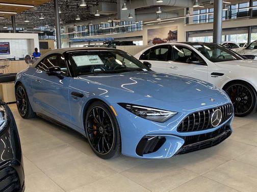 2025 Mercedes-Benz AMG SL 63 Base