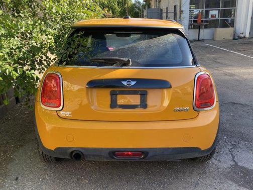 2016 MINI Hardtop Cooper
