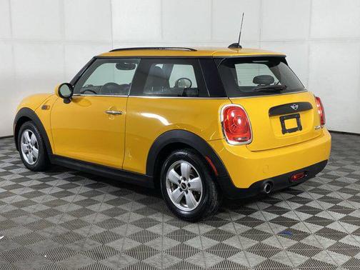 2016 MINI Hardtop Cooper