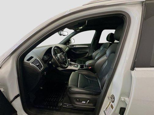 2017 Audi Q5 2.0T Premium Plus