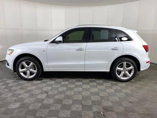 2017 Audi Q5 2.0T Premium Plus