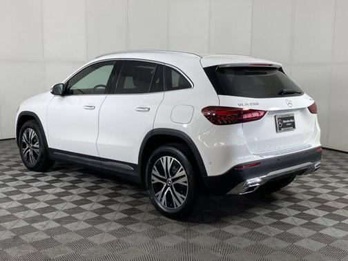 2025 Mercedes-Benz GLA 250 4MATIC