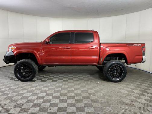 2016 Toyota Tacoma SR