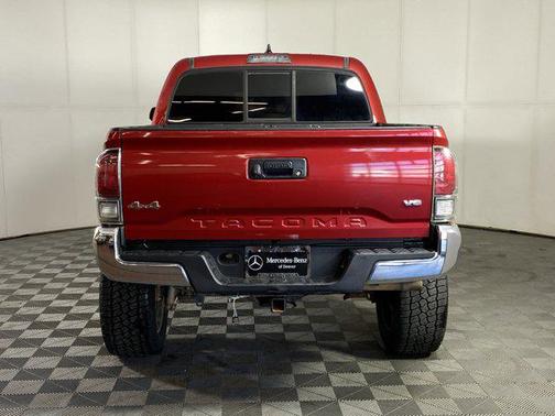 2016 Toyota Tacoma SR