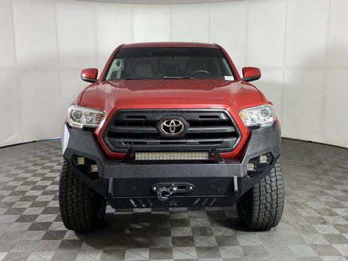 2016 Toyota Tacoma SR
