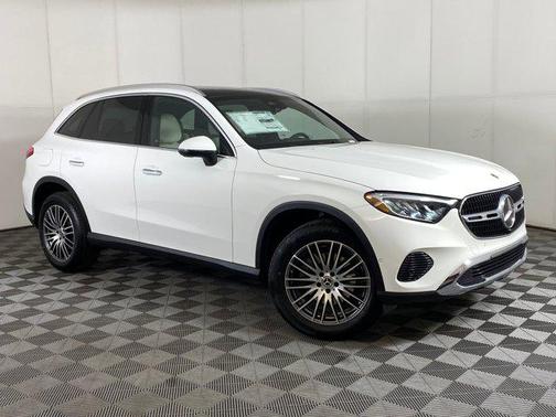 2026 Mercedes-Benz GLC 300 4MATIC