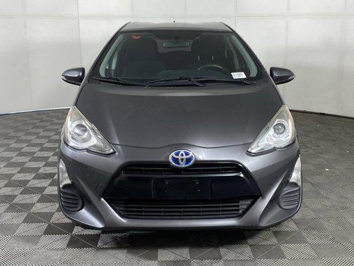 2016 Toyota Prius c One