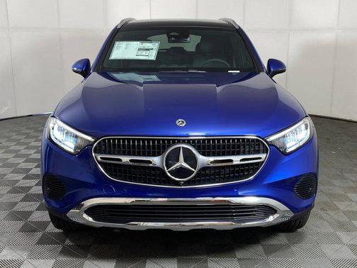 2026 Mercedes-Benz GLC 300 4MATIC