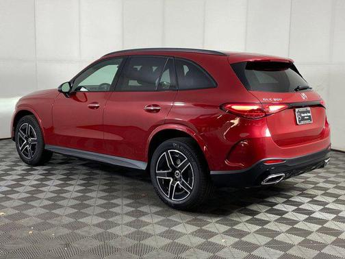 2026 Mercedes-Benz GLC 300 4MATIC